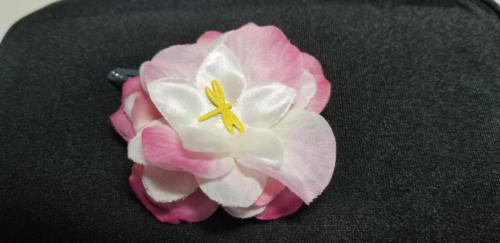 Flower Barrette Pinks Yellow Dragon Fly Center